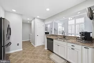 3094 Fennegan Ct, Woodbridge, VA 22192 - Photo 11