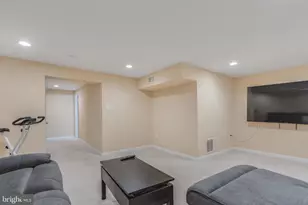 2089 Mayflower Dr, Woodbridge, VA 22192 - Photo 25