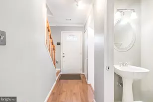 2089 Mayflower Dr, Woodbridge, VA 22192 - Photo 7