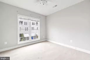 2263 Oberlin Dr, Woodbridge, VA 22191 - Photo 15