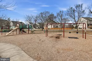 8832 Yellowthroat Ct, Gainesville, VA 20155 - Photo 21