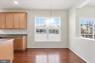 8832 Yellowthroat Ct, Gainesville, VA 20155 - Photo 41