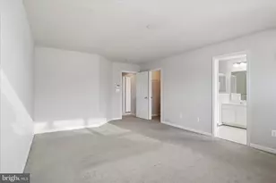 8832 Yellowthroat Ct, Gainesville, VA 20155 - Photo 51