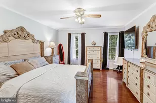 14592 Estate Dr, Woodbridge, VA 22193 - Photo 23