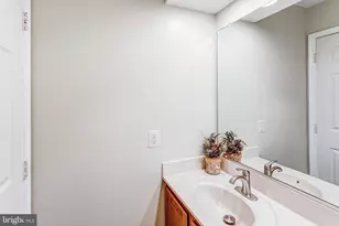 14592 Estate Dr, Woodbridge, VA 22193 - Photo 11