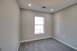 6934 Village Stream Pl, Gainesville, VA 20155 - Photo 25
