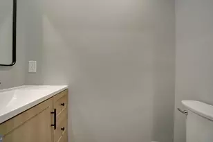 6934 Village Stream Pl, Gainesville, VA 20155 - Photo 11