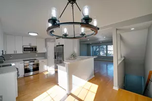 6934 Village Stream Pl, Gainesville, VA 20155 - Photo 13