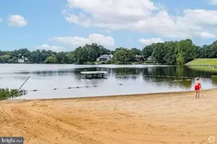 16200 Henderson Ln, Dumfries, VA 22025 - Photo 5