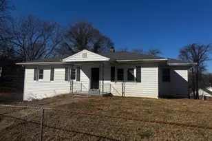 18312 Chestnut Dr, Triangle, VA 22172 - Photo 1