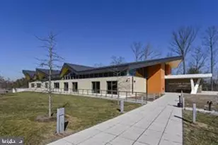 15233 Streamside Ct, Dumfries, VA 22025 - Photo 7