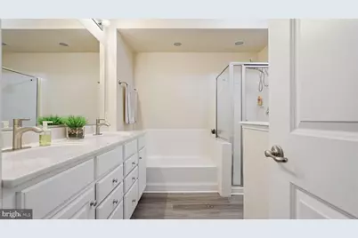 15177 Lancashire Drive, Woodbridge, VA 22191 - Photo 17