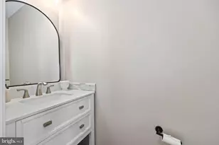 16128 Hinman Pl, Haymarket, VA 20169 - Photo 17