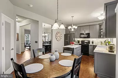 6465 Colonial Village Loop, Manassas, VA 20112 - Photo 17