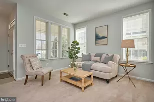 6318 Retriever Ln, Gainesville, VA 20155 - Photo 5