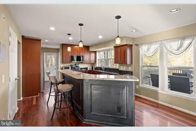 16601 Accolon Court, Dumfries, VA 22025 - Photo 17