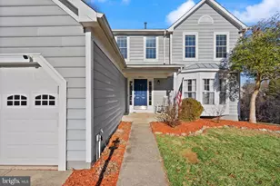 16601 Accolon Ct, Dumfries, VA 22025 - Photo 7