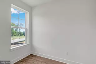 1648 Sandpiper Bay Loop, Dumfries, VA 22026 - Photo 17