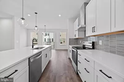 17924 Alicia Avenue, Dumfries, VA 22026 - Photo 13