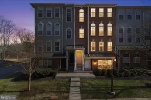 6066 Aster Haven Cir, Haymarket, VA 20169 - Photo 1