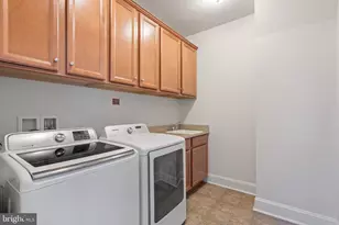 17232 Miss Packard Ct, Dumfries, VA 22026 - Photo 43