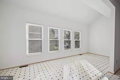 10104 Sir Reynard Lane, Bristow, VA 20136 - Photo 11