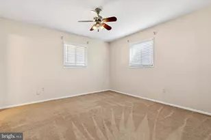 13513 Fitzhugh Ln, Woodbridge, VA 22191 - Photo 13