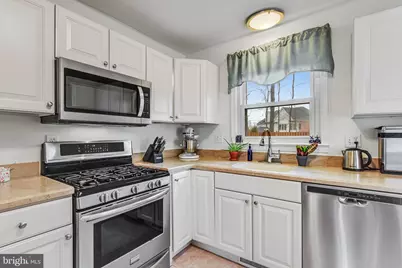 5767 Benford Drive, Haymarket, VA 20169 - Photo 11