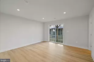 10302 Heritage Trl Ct, Manassas, VA 20109 - Photo 3