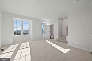 10302 Heritage Trl Ct, Manassas, VA 20109 - Photo 11