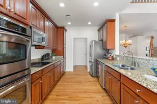 6029 Calumet Ct, Gainesville, VA 20155 - Photo 17