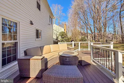 11963 Hedges Run Drive, Woodbridge, VA 22192 - Photo 17