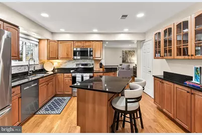 11963 Hedges Run Drive, Woodbridge, VA 22192 - Photo 29