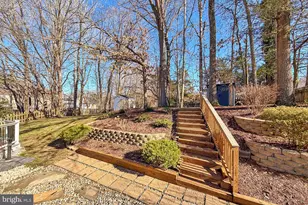 11963 Hedges Run Dr, Woodbridge, VA 22192 - Photo 11