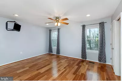 15090 Holleyside Drive, Dumfries, VA 22025 - Photo 13