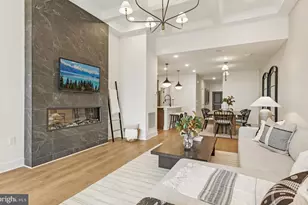 15461 Pink Topaz Ln, Haymarket, VA 20169 - Photo 5