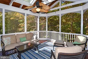 13048 Brierly Forest Court, Manassas, VA 20112 - Photo 15