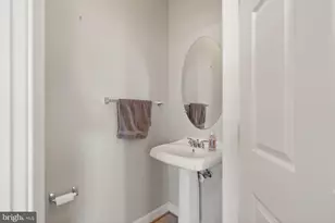 810 Belmont Bay Dr, Woodbridge, VA 22191 - Photo 31