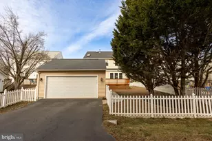 10021 Hume Ct, Bristow, VA 20136 - Photo 5