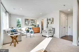 13656 Cobble Loop, Woodbridge, VA 22193 - Photo 5