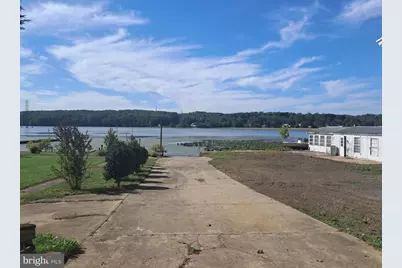 18306 Possum Point Road, Dumfries, VA 22026 - Photo 11