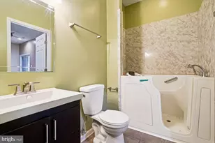 16449 Plumage Eagle St, Woodbridge, VA 22191 - Photo 49