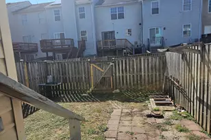 3629 Brockenbrough Dr, Dumfries, VA 22026 - Photo 9