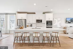 8680 Lovelace St, Manassas, VA 20109 - Photo 3