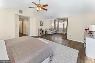 13537 Pace Ct, Woodbridge, VA 22193 - Photo 17