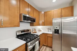 6103 Aster Haven Cir, Haymarket, VA 20169 - Photo 9