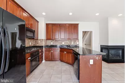 14667 Crossfield Way, Woodbridge, VA 22191 - Photo 13