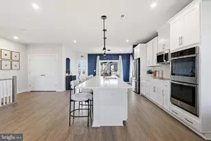 17808 Southern Shrs Dr, Dumfries, VA 22026 - Photo 7