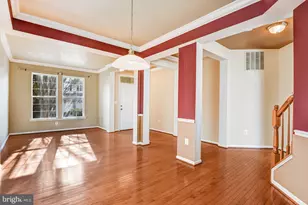 14570 Collingham Pl, Gainesville, VA 20155 - Photo 13