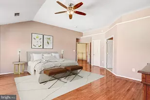 14570 Collingham Pl, Gainesville, VA 20155 - Photo 35